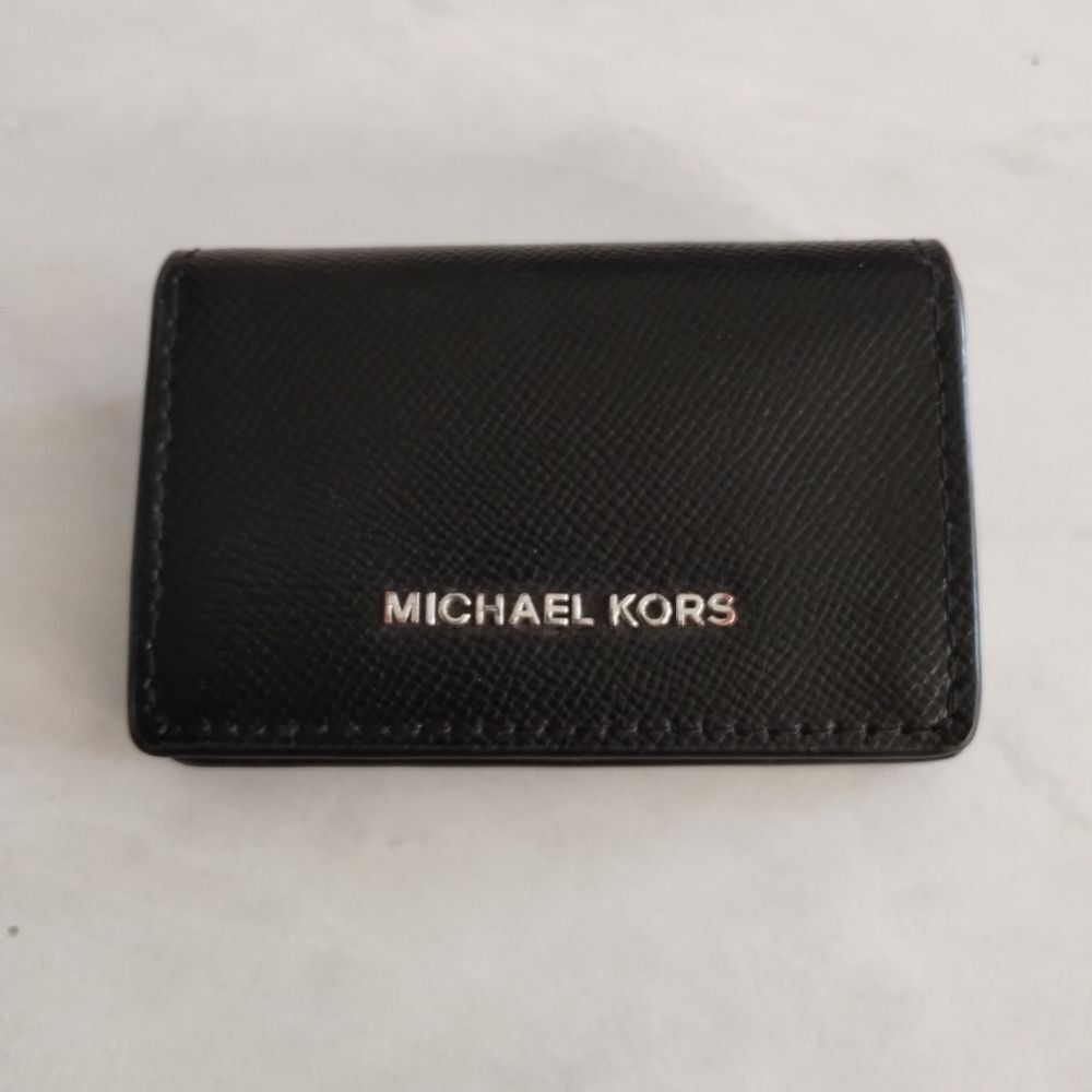 Michael Kors Jet Set Two Tone Pebbled Leather Wallet NWOT